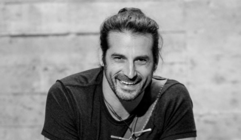 Adam Ezra
